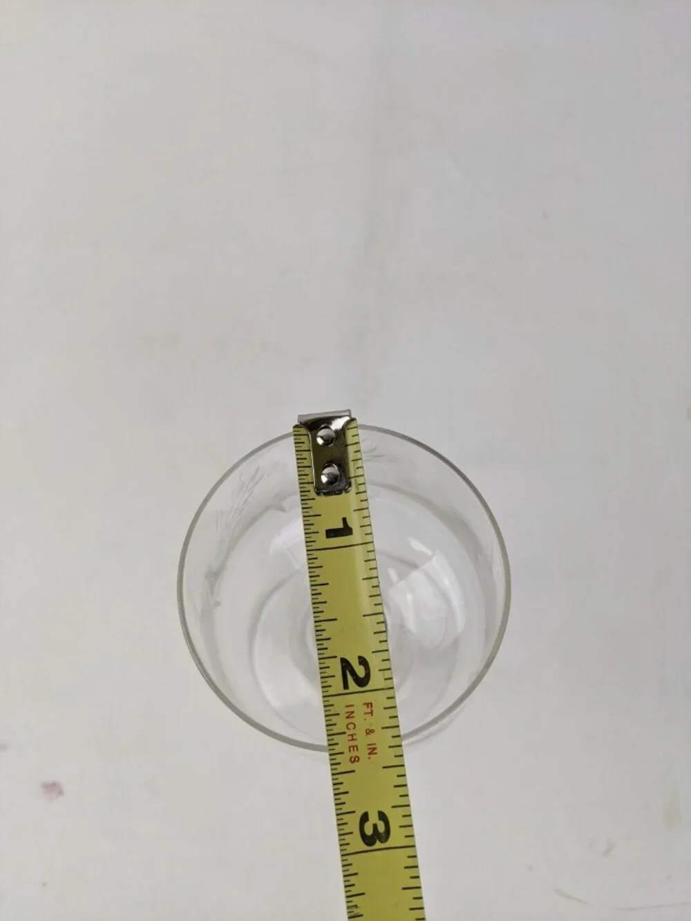 Unmarked set wine